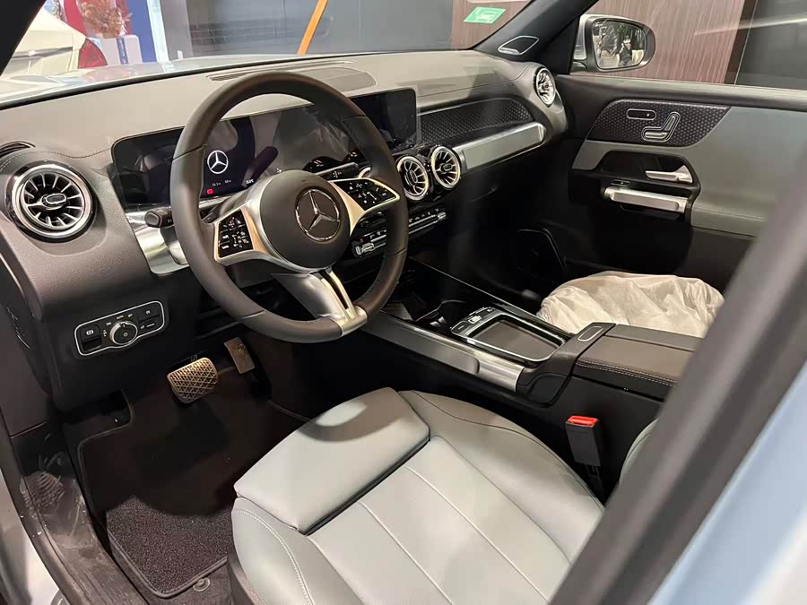 Mercedes-Benz EQB Class 2025 #13 Mercedes-Benz EQB Class 2025 immagine di auto #13