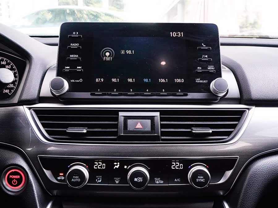 Honda Accord 2019 car image #13