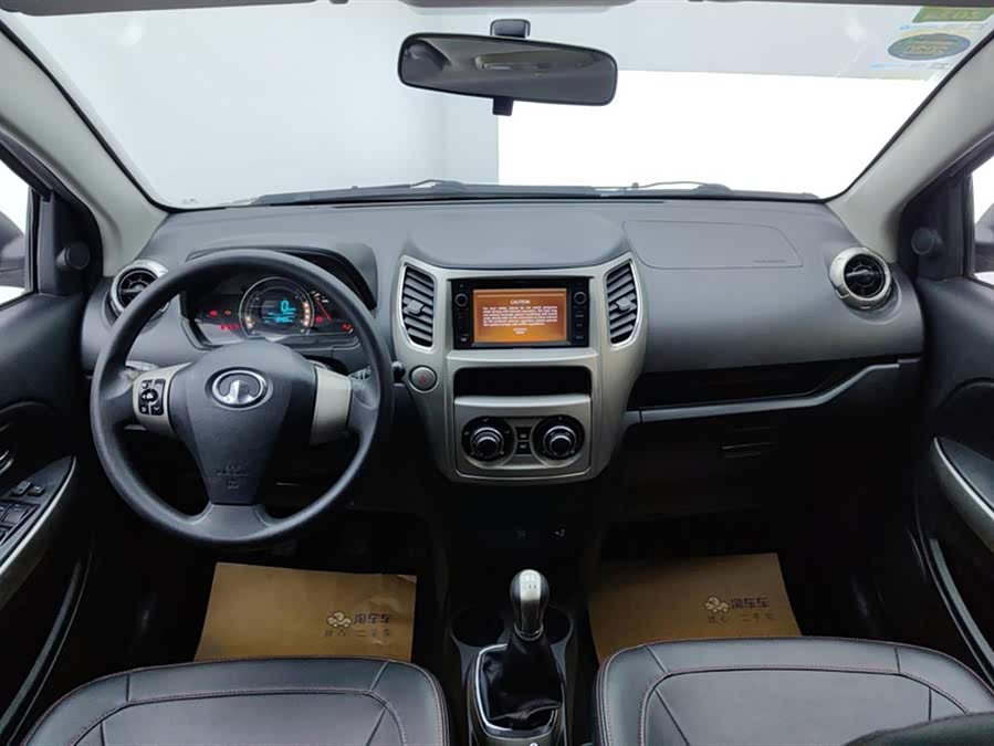 Great Wall M4 2014 صورة سيارة #13