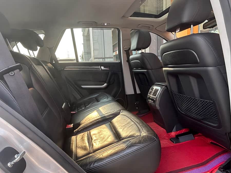 Haval H8 2015 #13 Haval H8 2015 car image #13