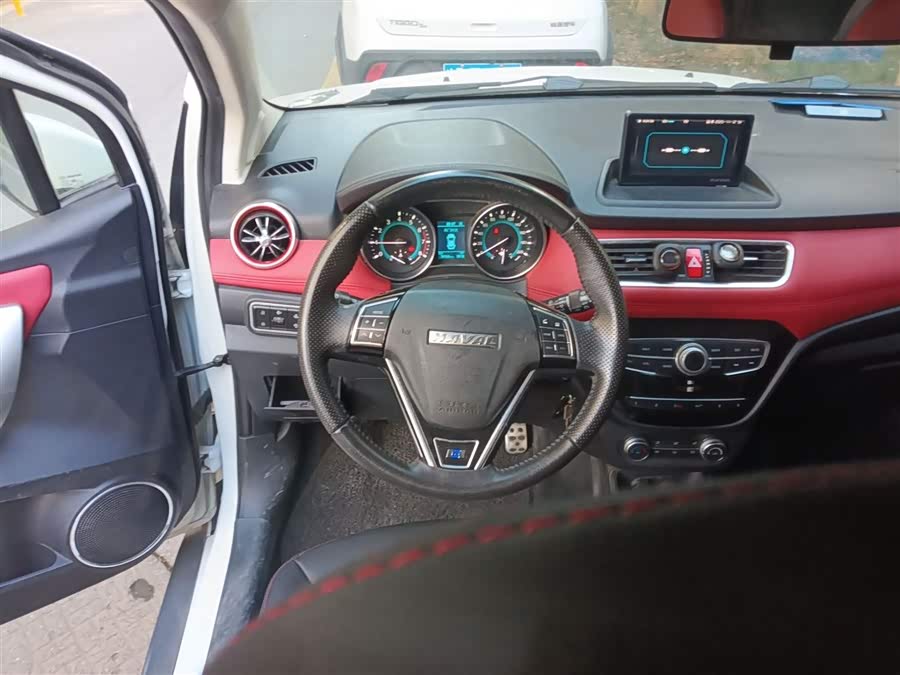 Haval H1 2015 #13 Haval H1 2015 car image #13