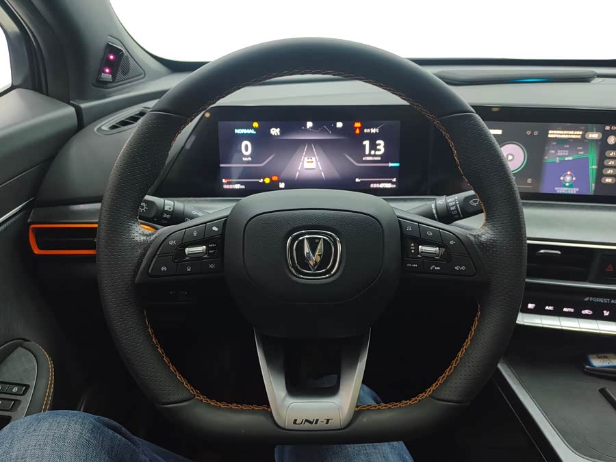 Changan UNI-T 2022 car image #13