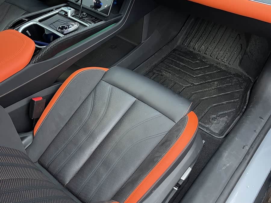 哪吒汽车 哪吒GT 2023 汽车图片 #13