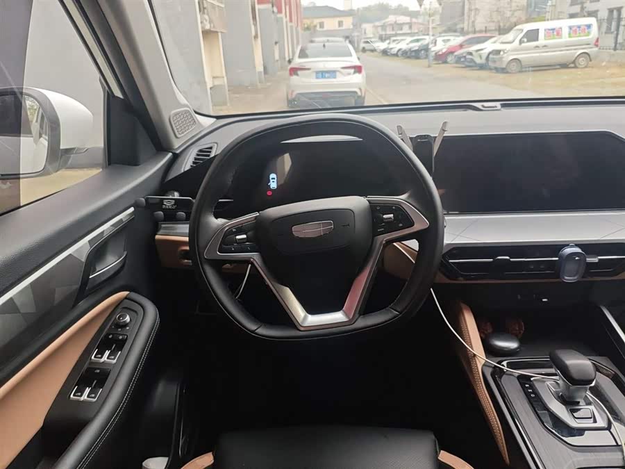 GEELY OkavangoPRO 2024 car image #13