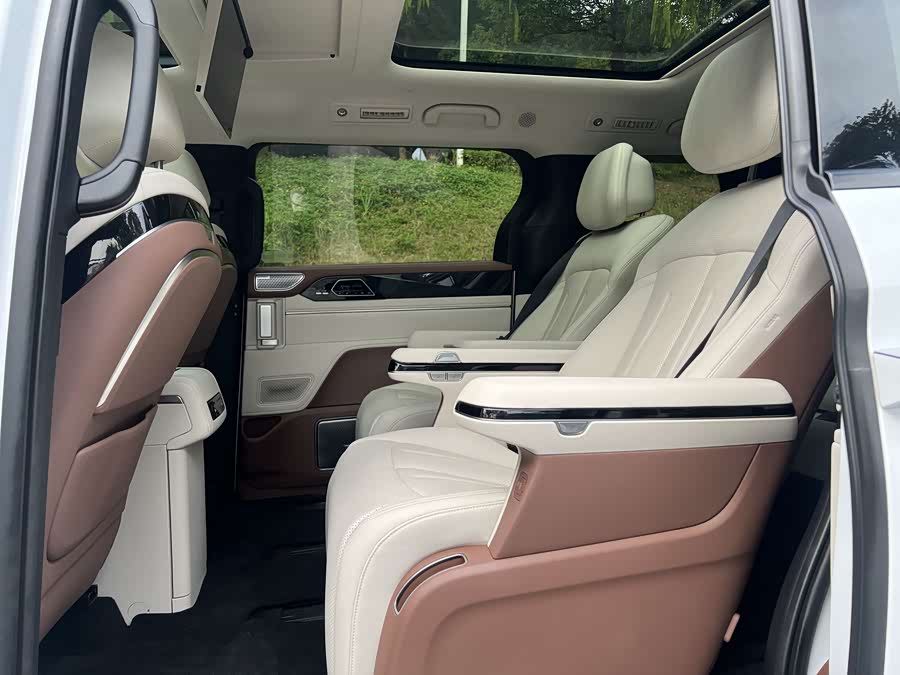 BYD Xia 2024 صورة سيارة #13