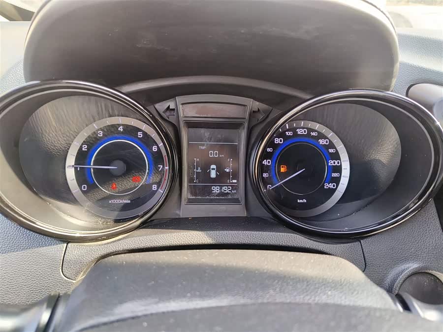 Changan CS15 2017 #13 Changan CS15 2017 car image #13