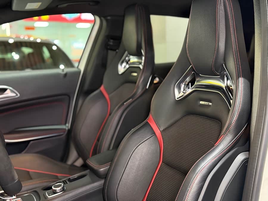 Mercedes-Benz GLA AMG 2015 car image #13