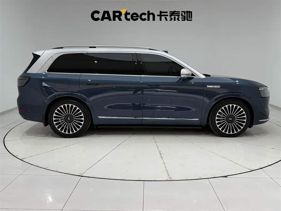 2024 car image #13