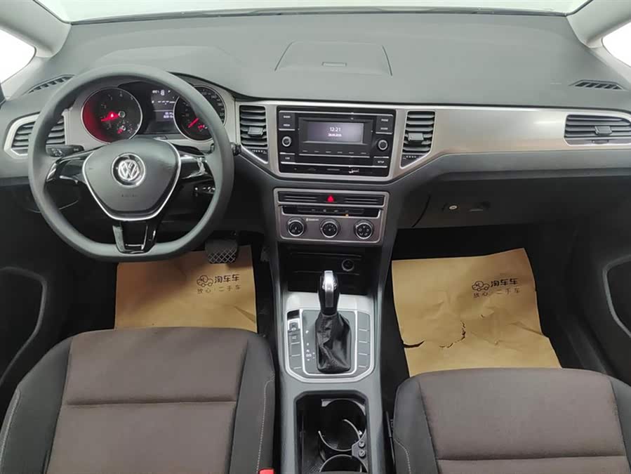 Volkswagen Golf Sportsvan 2017 car image #13