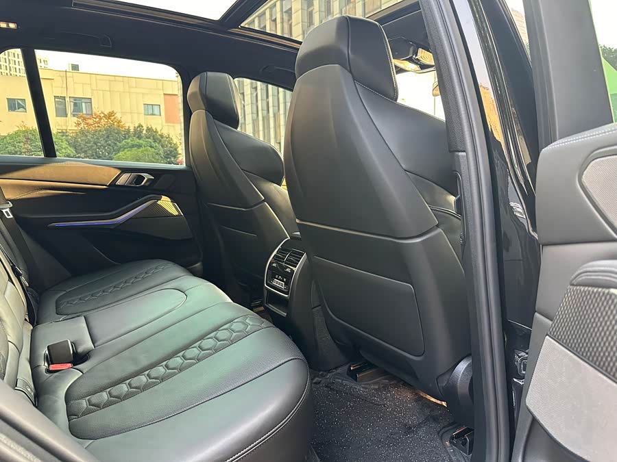 BMW X5 M 2021 car image #13