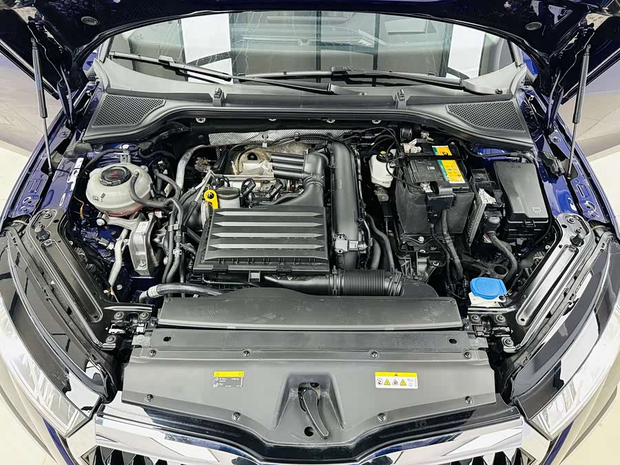 Skoda Octavia 2021 car image #13