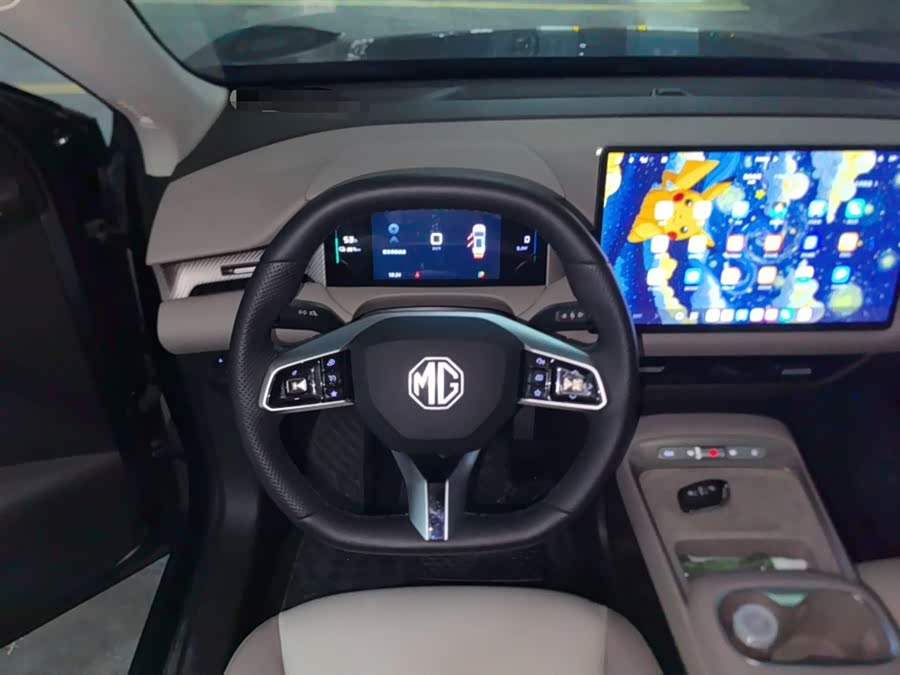 MG ES5 2025 immagine di auto #13