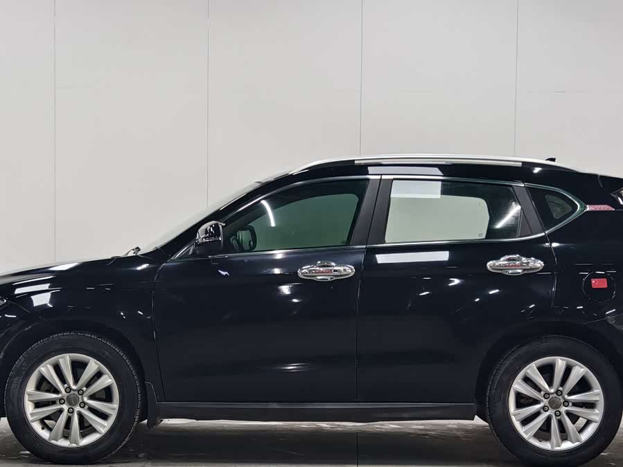 Haval H2 2015 #13 Haval H2 2015 car image #13