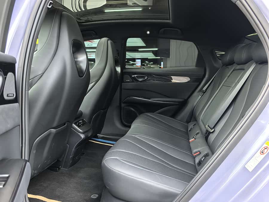 BYD Seal 2025 car image #13