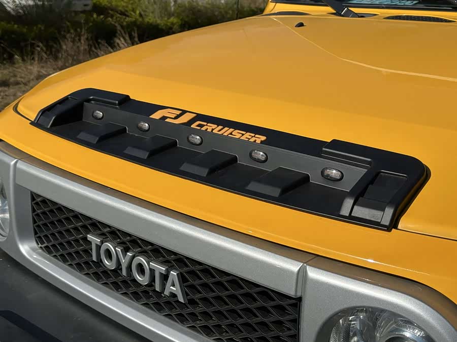 Toyota FJ Cruiser 2018 #13 Toyota FJ Cruiser 2018 car image #13