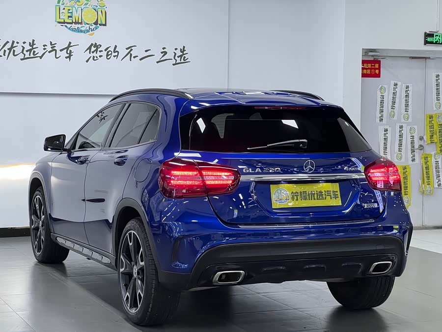 Mercedes-Benz GLA Class 2018 #13 Mercedes-Benz GLA Class 2018 car image #13