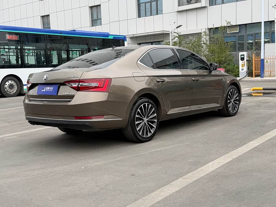 Skoda Superb 2017 #13 Skoda Superb 2017 imagen de coche #13