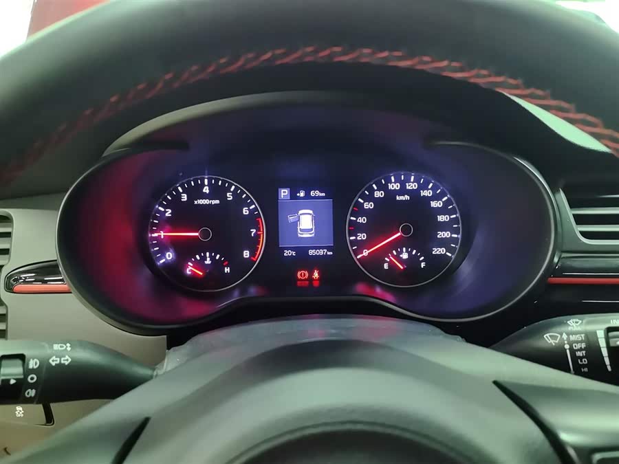 Kia Rio Cross 2018 صورة سيارة #13