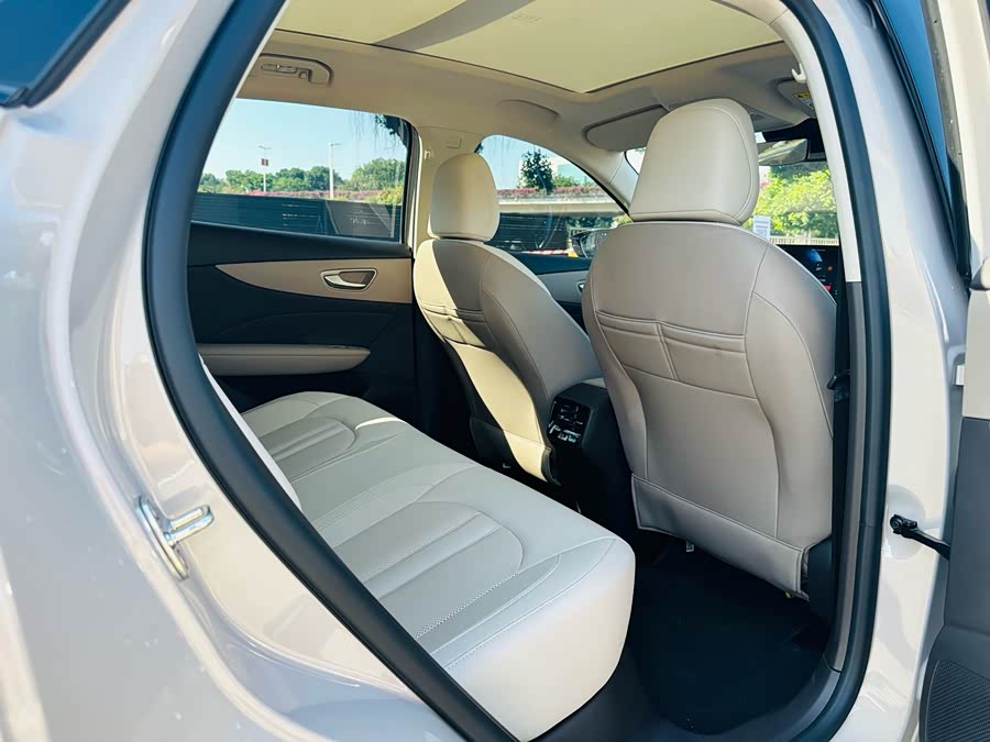 MG ES5 2024 #13 MG ES5 2024 car image #13