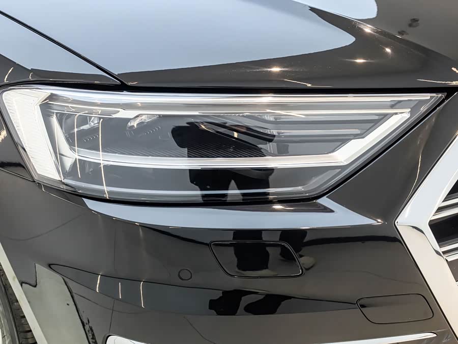 Audi A8 2019 image de voiture #13