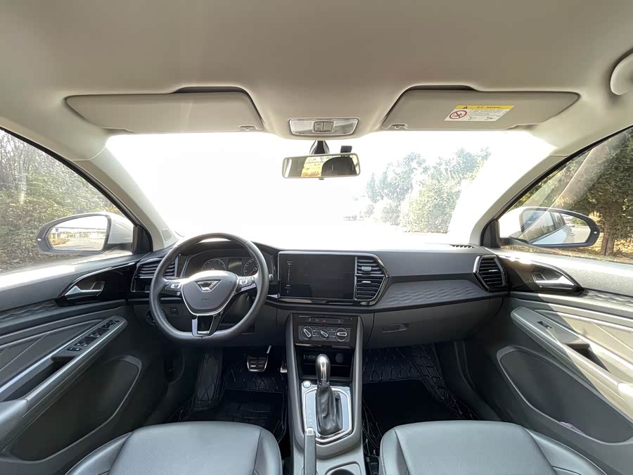 Jetta VS5 2020 car image #13