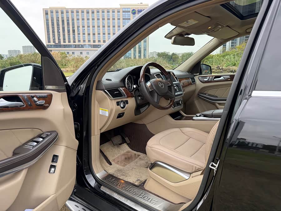 Mercedes-Benz GL Class 2013 #13 Mercedes-Benz GL Class 2013 car image #13