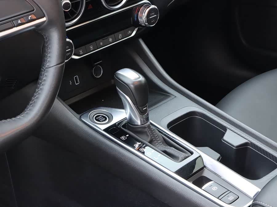 Nissan Sylphy 2023 car image #13