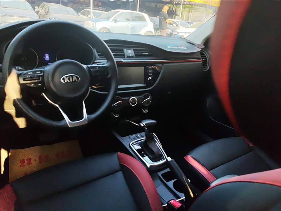 Kia Rio Cross 2019 car image #13