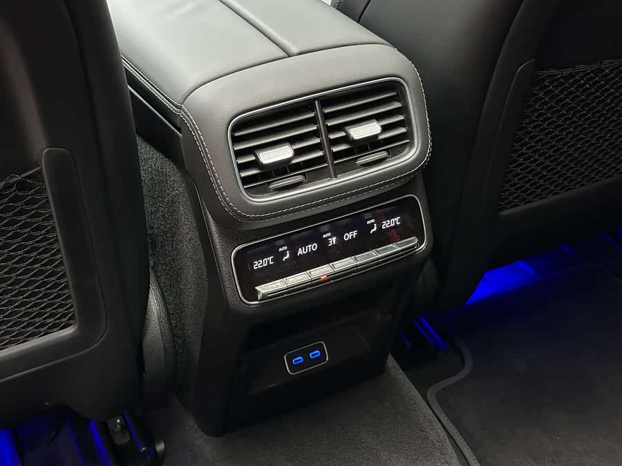 Mercedes-Benz GLE Coupe AMG 2025 car image #13