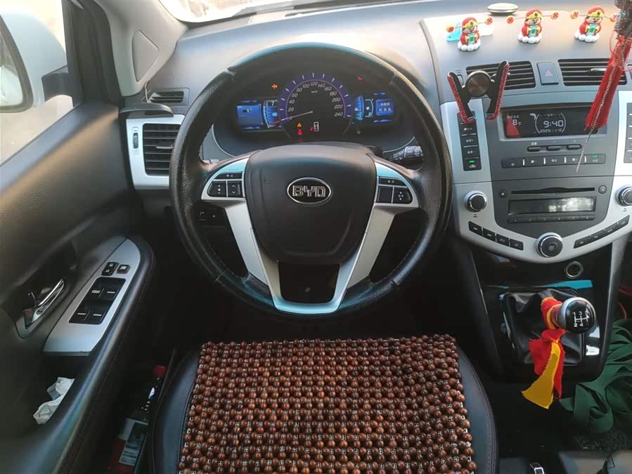 BYD S6 2015 car image #13