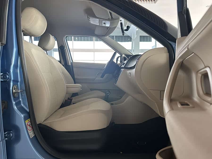 Skoda Fabia 2013 immagine di auto #13