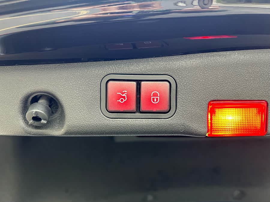 Mercedes-Benz E Class 2019 image de voiture #13