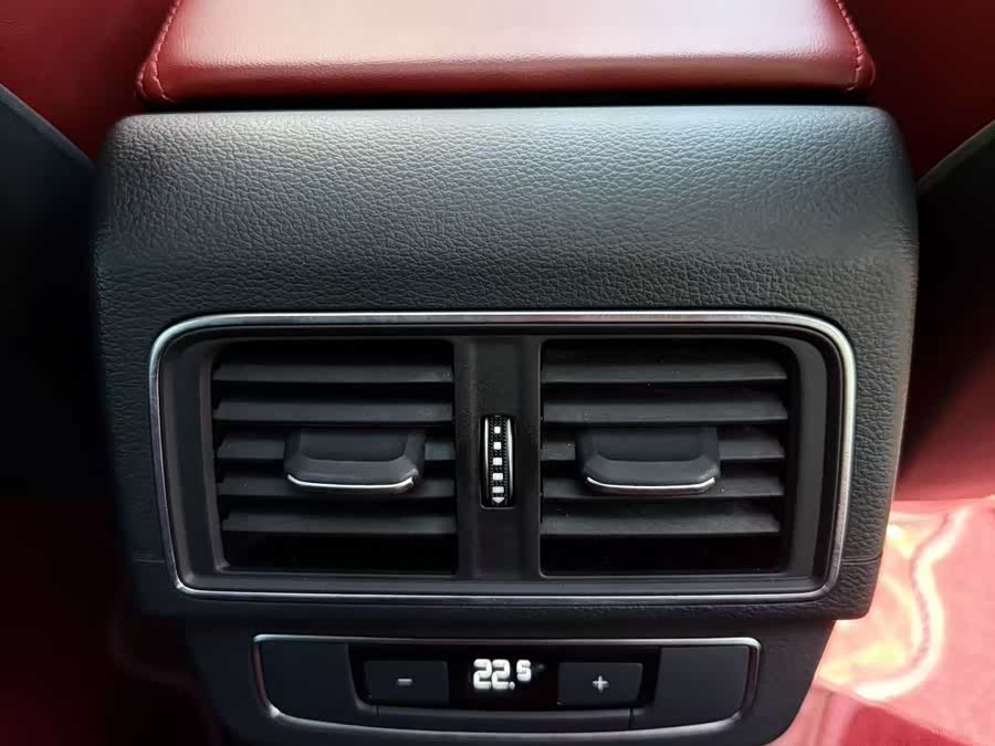 Audi Q5L Sportback 2022 #13 Audi Q5L Sportback 2022 car image #13