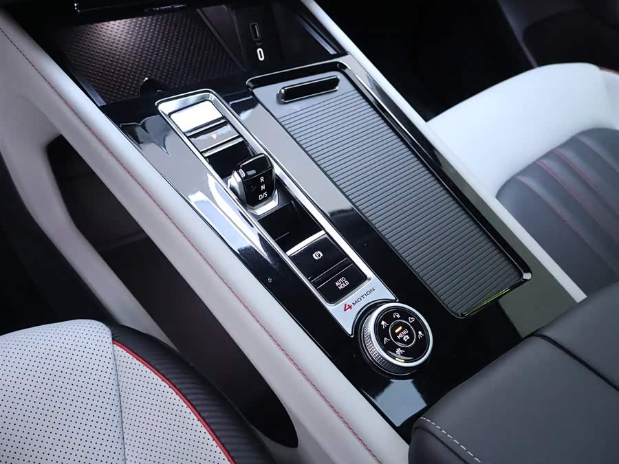 Volkswagen Teramont 2024 car image #13