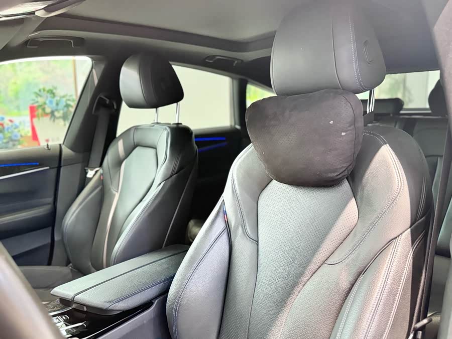 BMW 6 Series GT 2020 car image #13