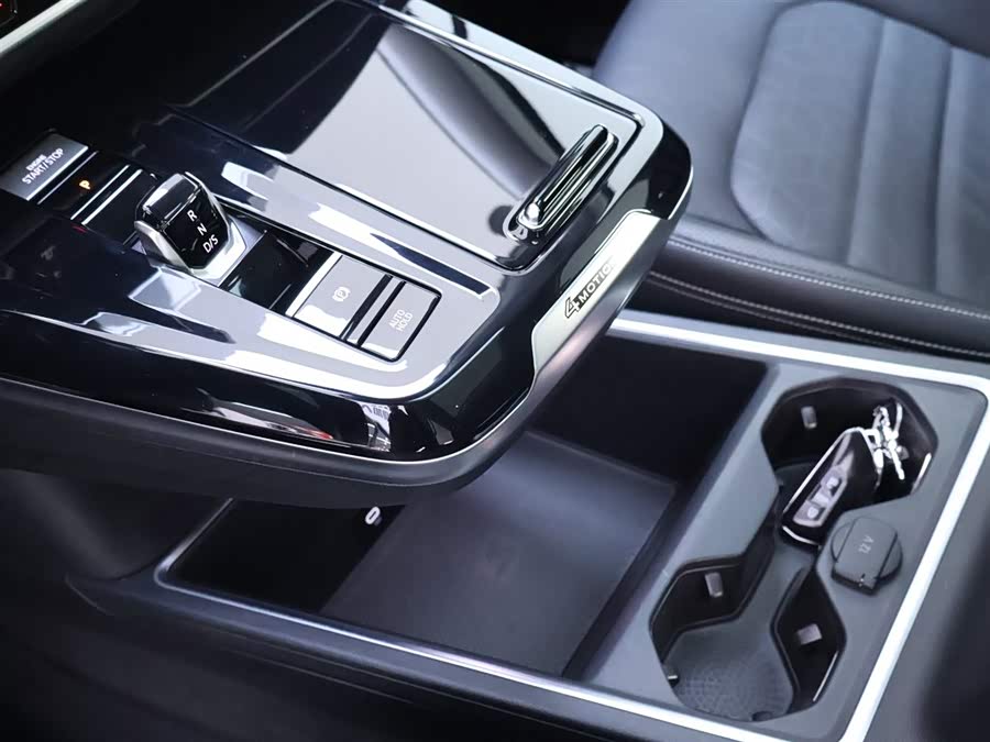 Volkswagen Talagon 2023 car image #13