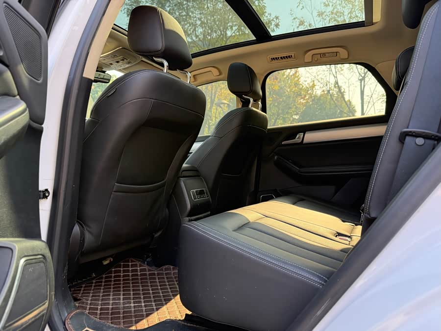 BYD Tang 2019 car image #13