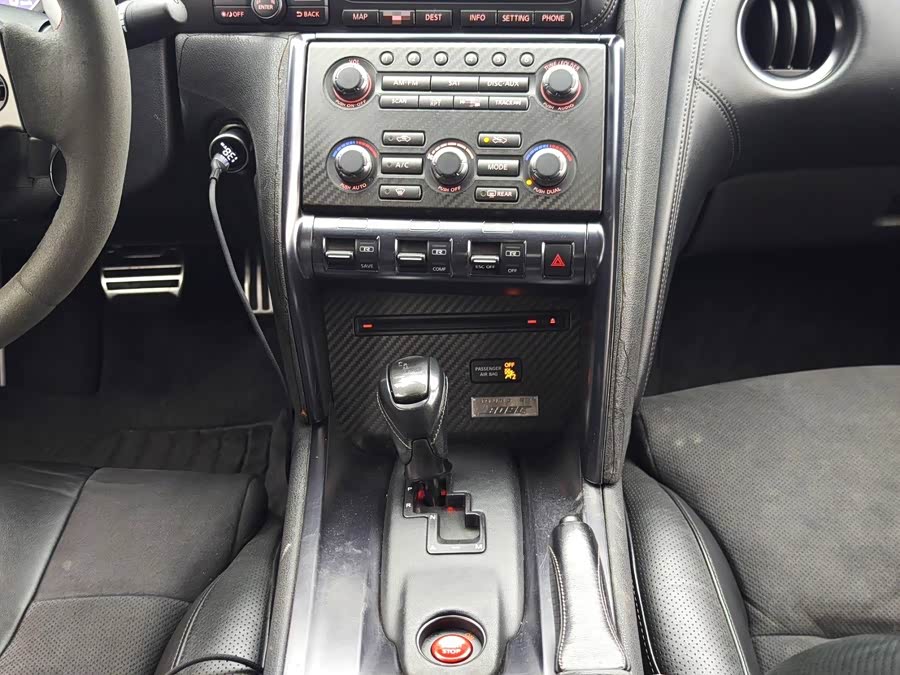 日产 日产GT-R 2011 汽车图片 #13