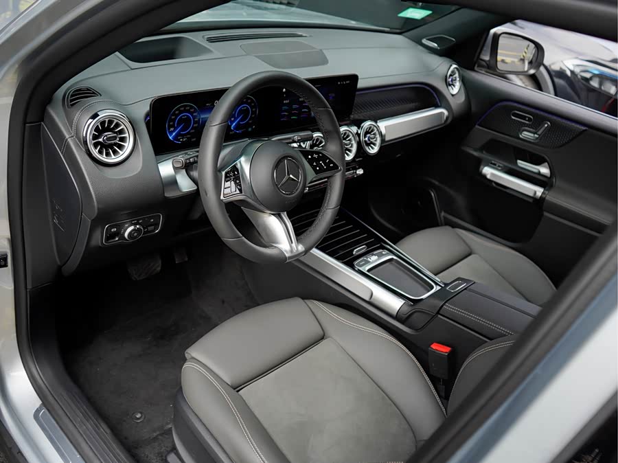 Mercedes-Benz EQB Class 2025 #13 Mercedes-Benz EQB Class 2025 car image #13