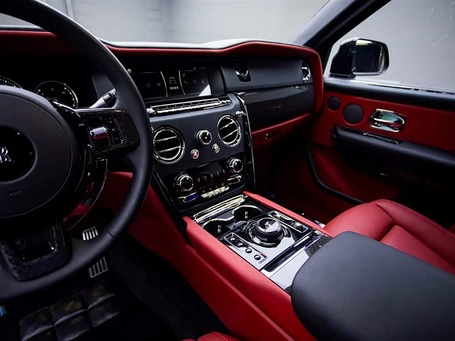 Rolls-Royce Cullinan 2022 car image #13