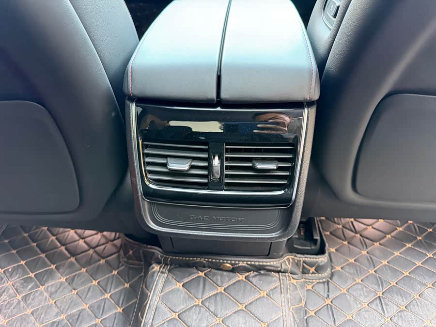 GAC Trumpchi GA8 2020 #13 GAC Trumpchi GA8 2020 car image #13