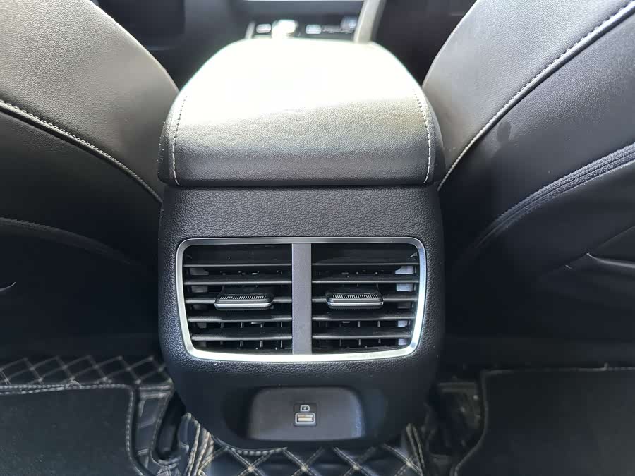 Hyundai Sonata 2020 immagine di auto #13