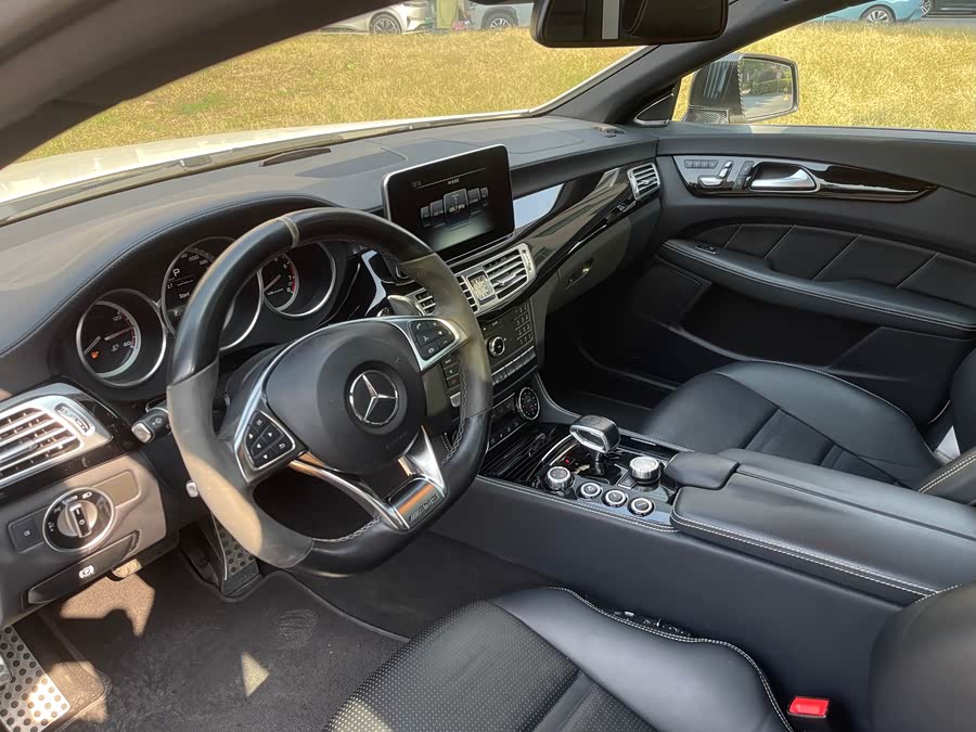 Mercedes-Benz CLS AMG 2015 car image #13