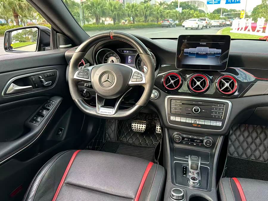 Mercedes-Benz CLA AMG 2018 car image #13