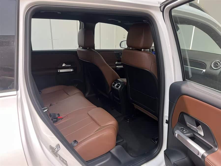 Mercedes-Benz EQB Class 2025 car image #13