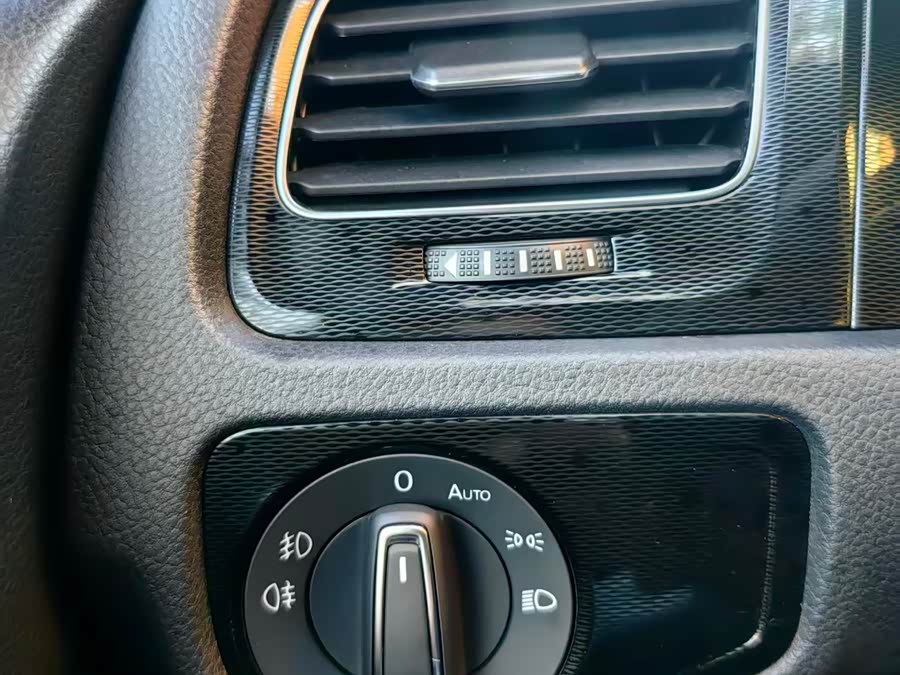 Volkswagen GolfGTI 2017 #13 Volkswagen GolfGTI 2017 car image #13