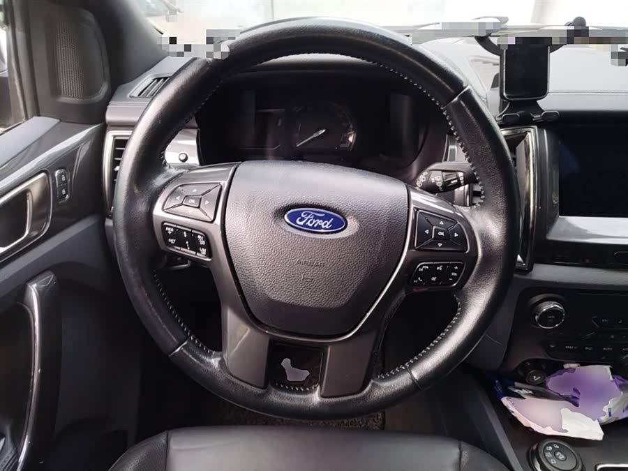 Ford Everest 2017 car image #13