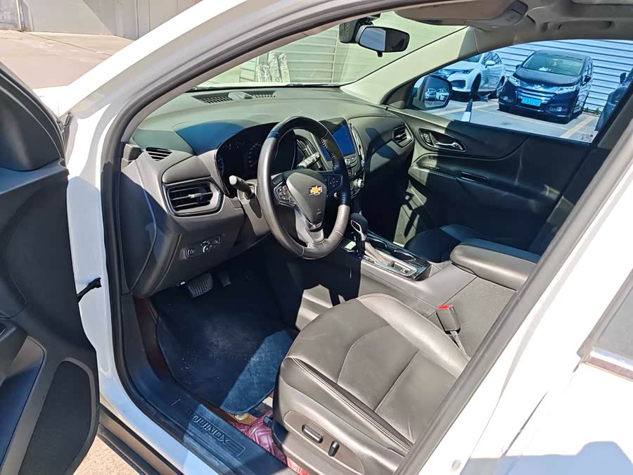 Chevrolet Equinox 2020 #13 Chevrolet Equinox 2020 car image #13