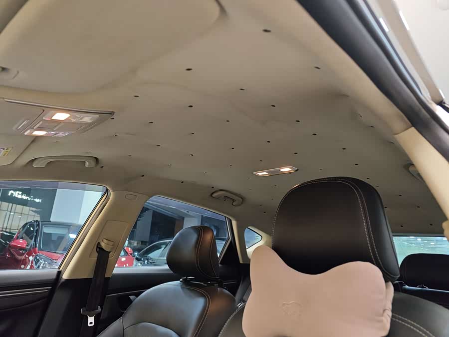 GEELY Emgrand GS 2017 car image #13