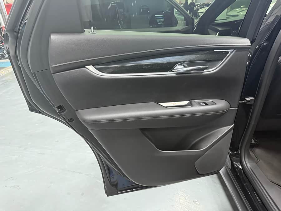 2018 #13 2018 car image #13